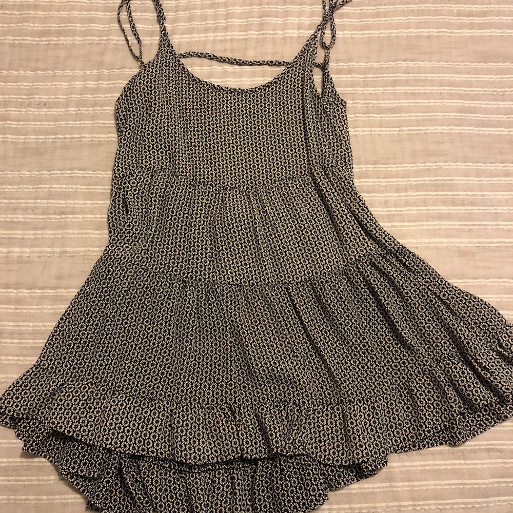 Black & White Top